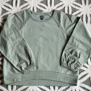 Green Sweatshirt with eyelet sleeves